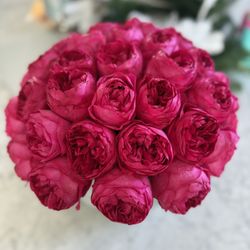 Bouquet With Preserved Roses Flowers 