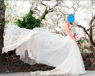 White Wedding Dress Gown Lace with Trane