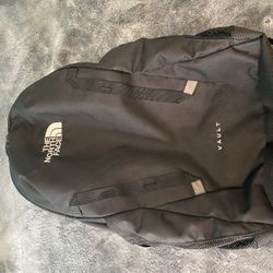 NORTHFACE VAULT BOOK BAG