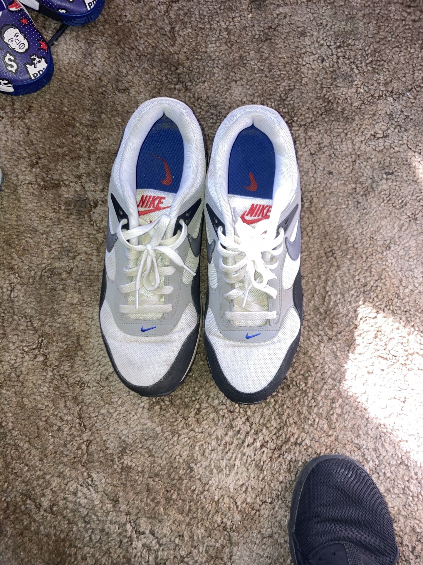 Nike Air Max Correlate Size: 10.5M