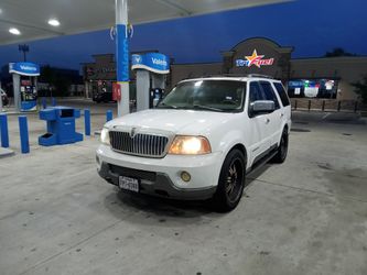 2004 Lincoln Navigator