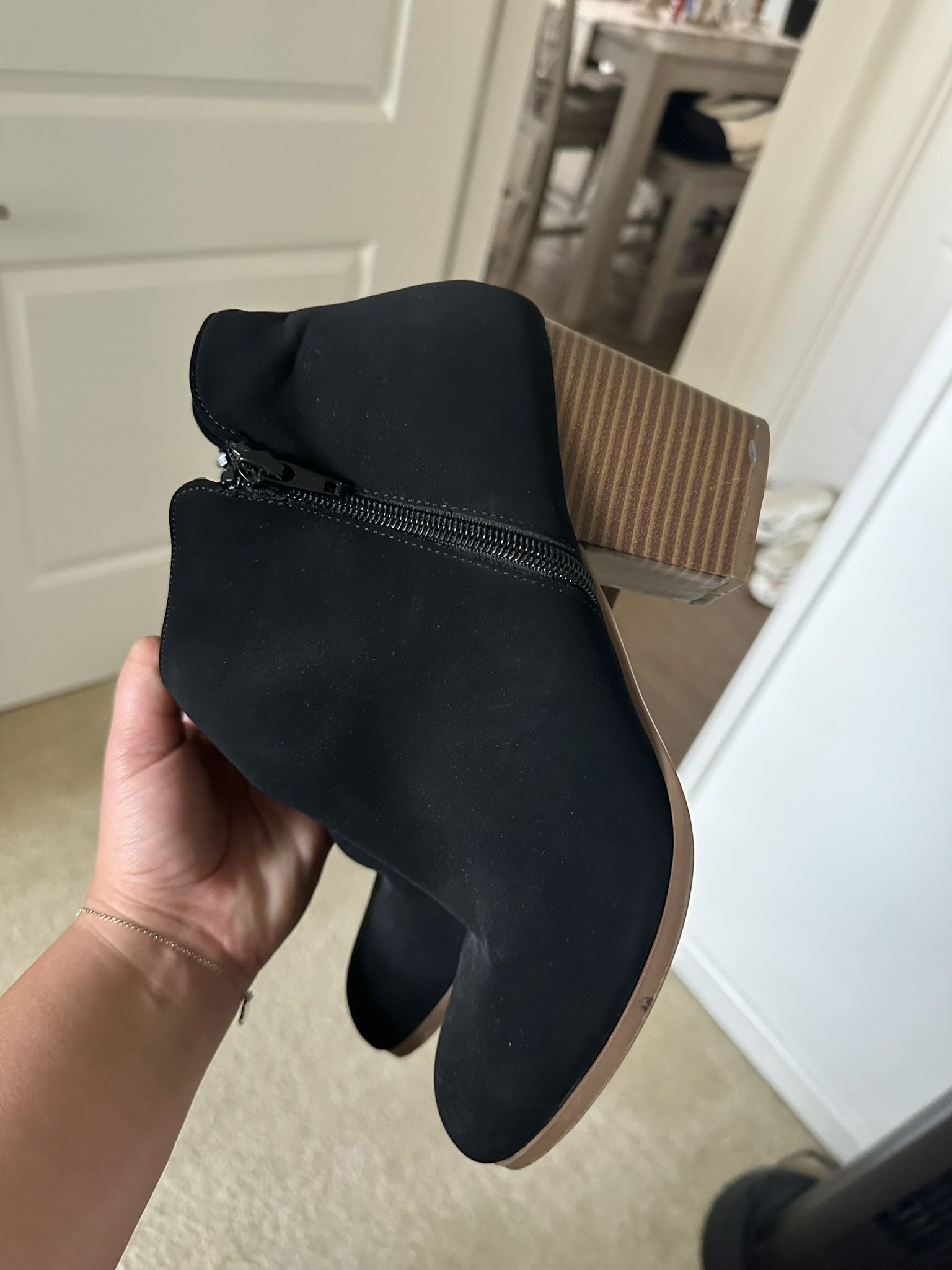 Women’s Black Booties (10)