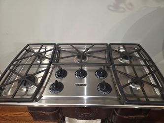 KitchenAid Stainless Steel Gas Cooktop