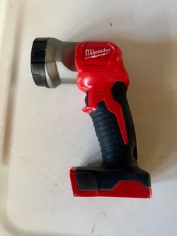 Milwaukee M18 Flashlight