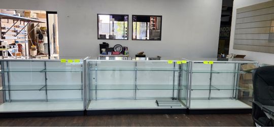 Extra vision Retail Showcases for Sale