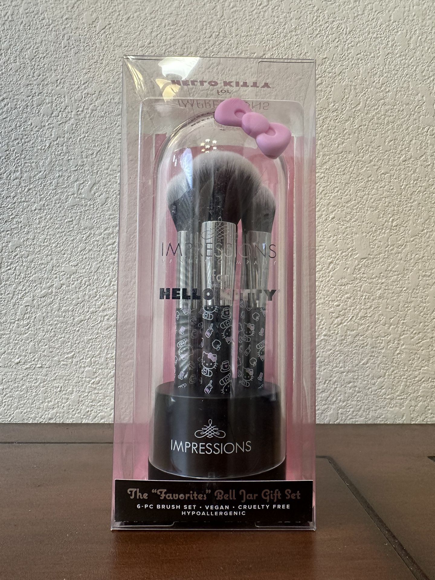 Hello Kitty Makeup Brushes 