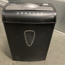 Aurora paper shredder