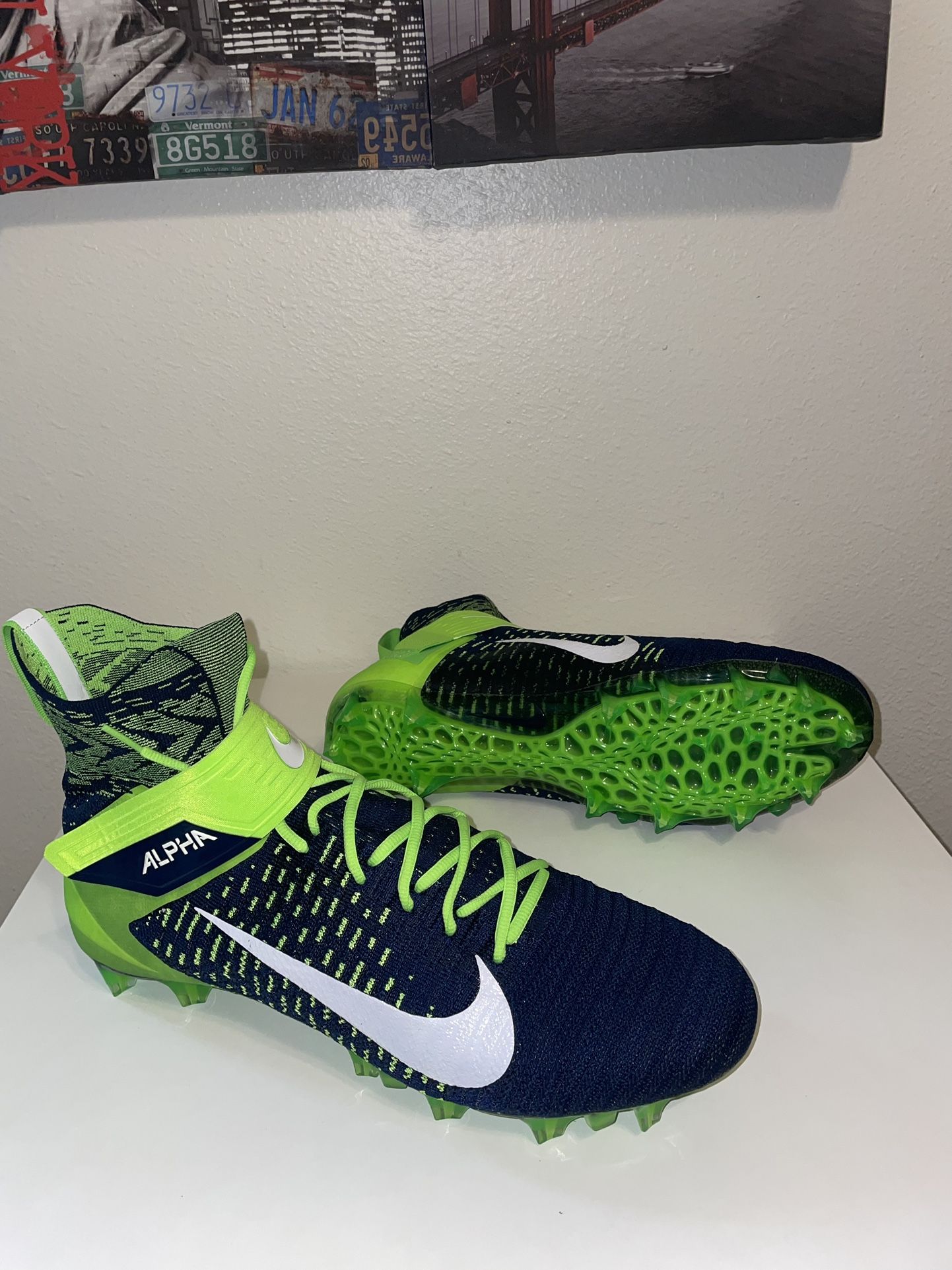 Nike Alpha Menace Elite 2 Football Cleats NFL Seattle  display picture 3