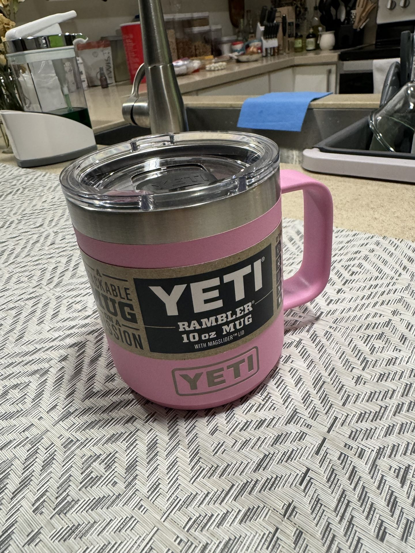 Assorted yetis and tumblers for Sale in Waipahu, HI OfferUp