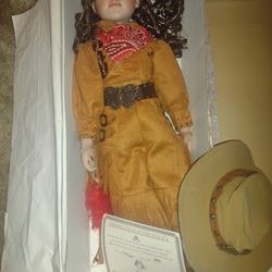 Porcelain Cowgirl Doll (Collectibles China Display)