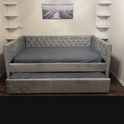 Gray Twin Size Day Bed