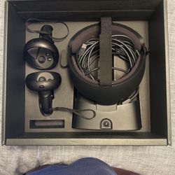 Oculus Rift S PC-Powered VR Gaming Headset