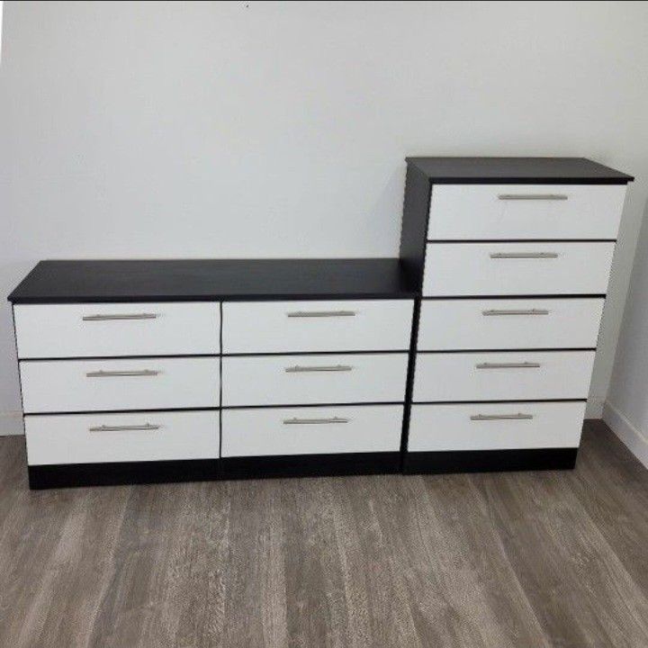 Đresser Ąnd Çhest // Çomođa y Gąveţero