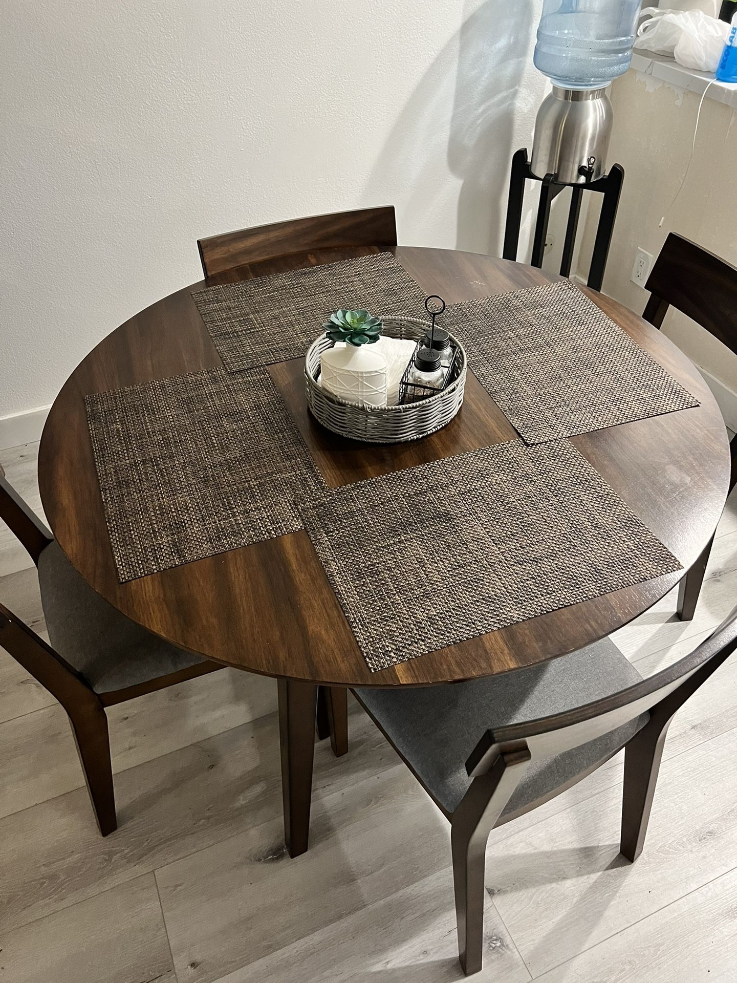 Beautiful Dining Table For Sale 