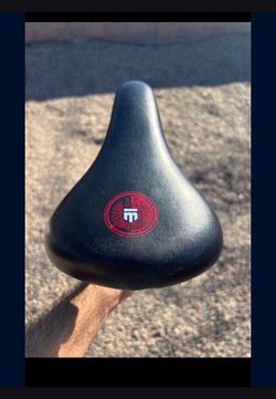 MONGOOSE CUSHION SEAT