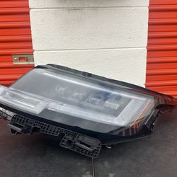 2022-2023-2024 LAND ROVER RANGE ROVER  DRIVER HEADLIGHT OEM