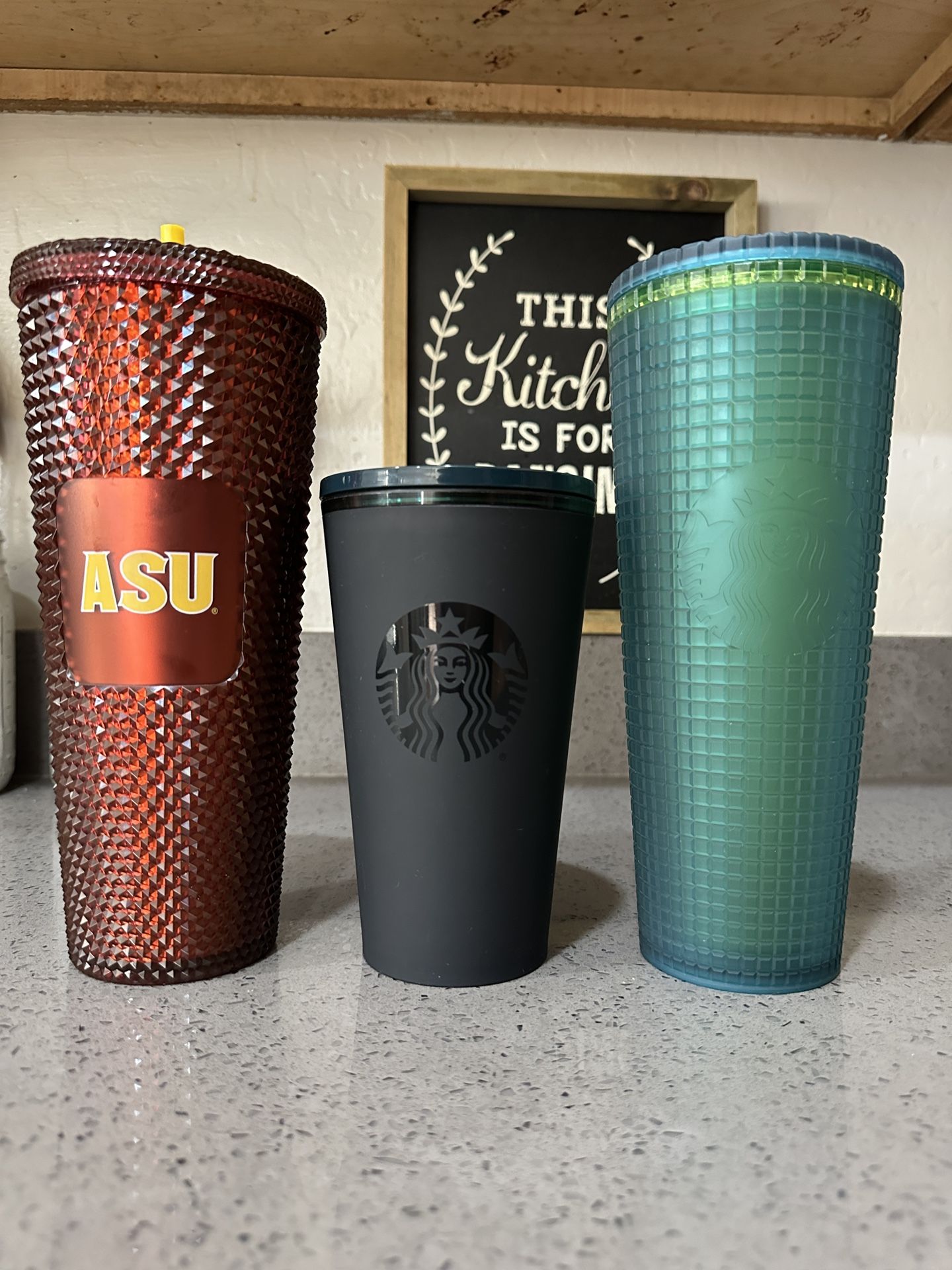 HUGE Bundle – Home, Holiday, Crafts, & More! ( $40)