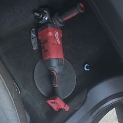 Milwaukee M18 fuel Brushless Angle Grinder