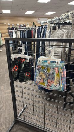 Retail display rack
