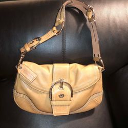 Vintage Coach SoHo Leather Flap Shoulder Bag