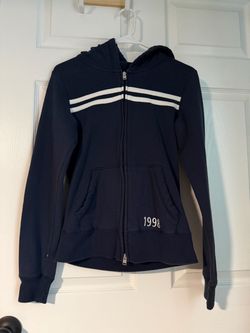 1998 Hollister Hoodie (2026 graduate)