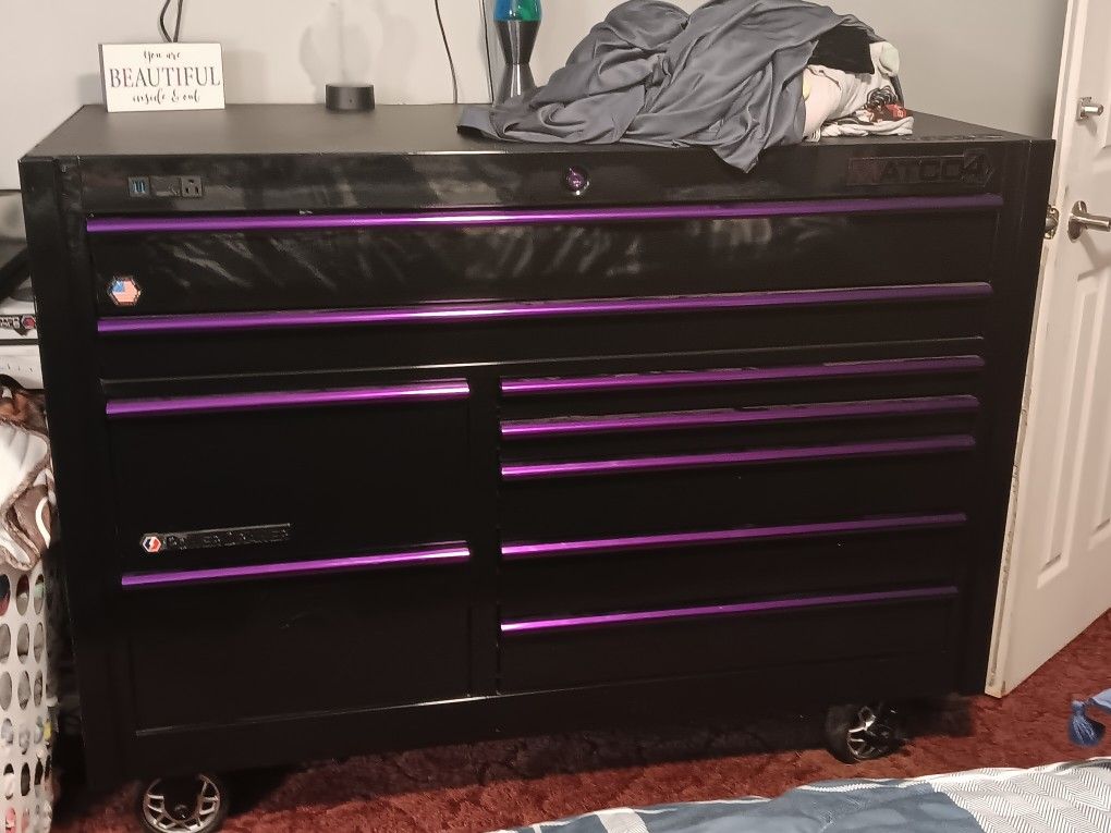 Matco 4S Toolbox With Power Drawer
