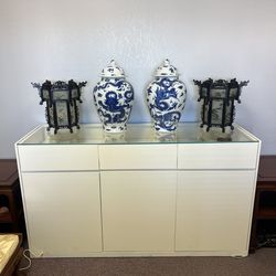 Retail White Glass Top Display Cabinet With LED Light