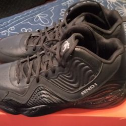 AND1 MENS SIZE 13