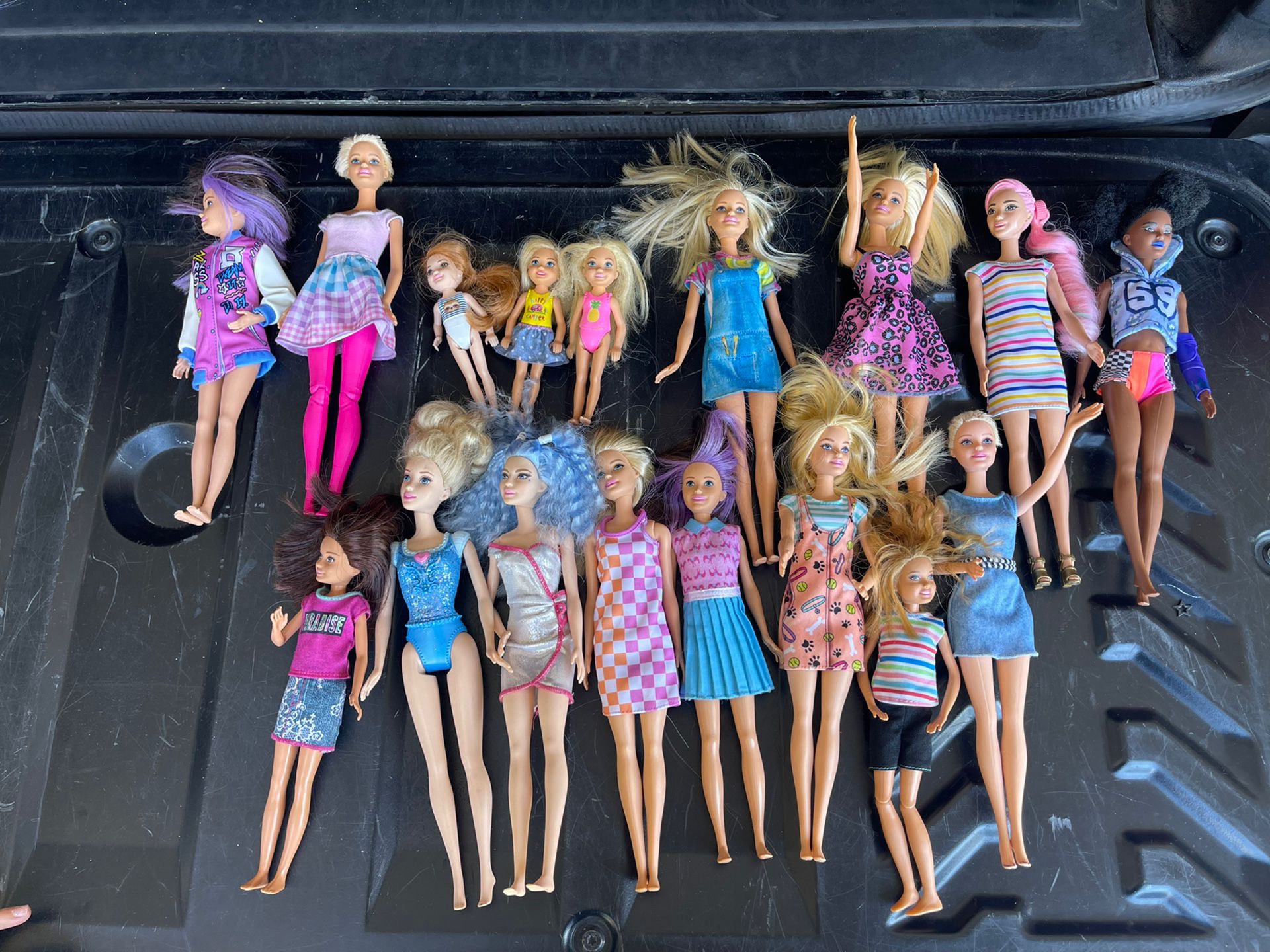 Barbie/LOL Dolls & Accessories Bundle OR Individual