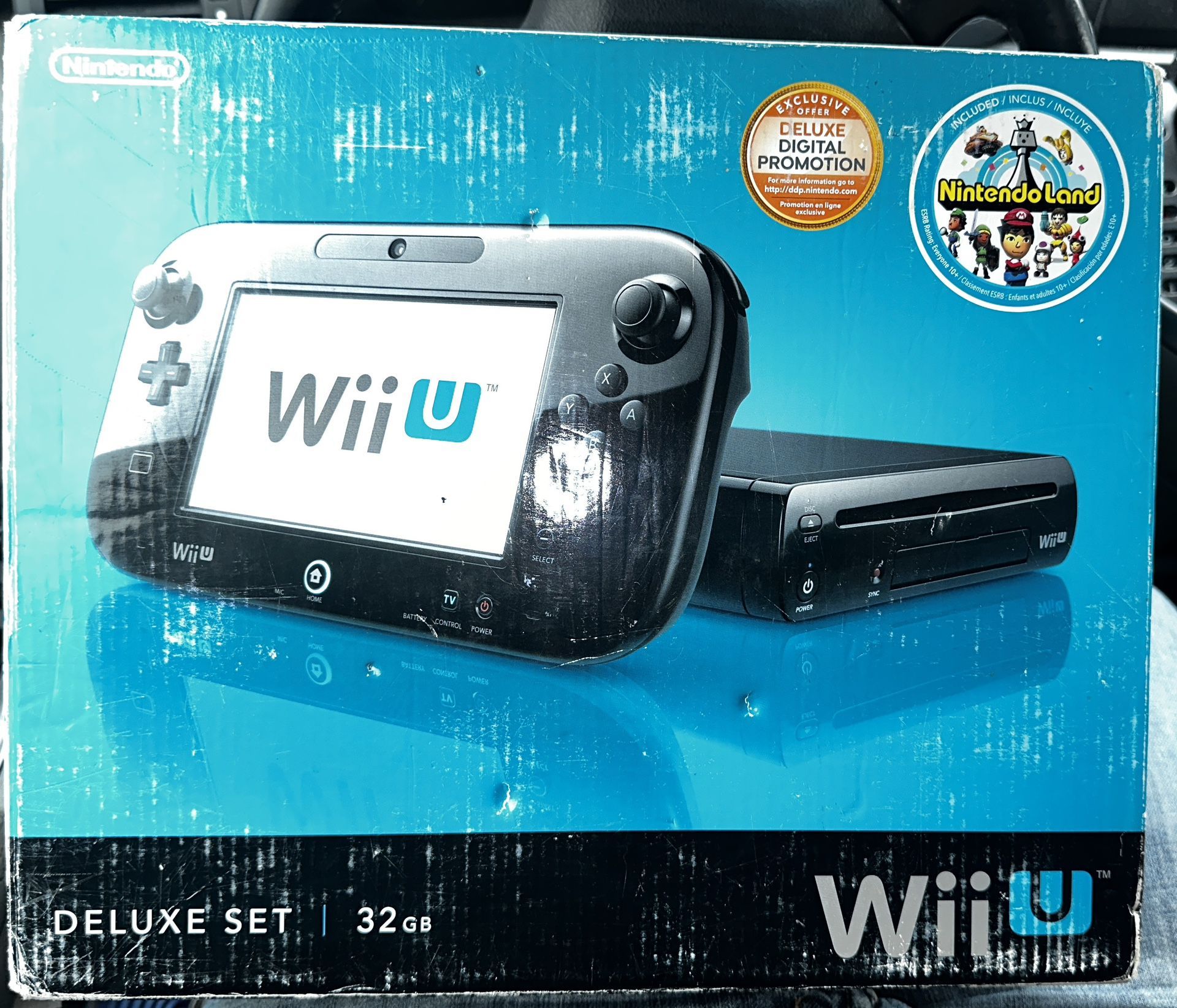 Brand New Wii U Deluxe Set 32 Gig w/ Nintendo Land