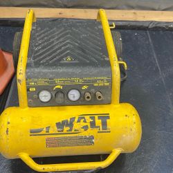 Dewalt Portable Compressor 