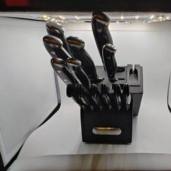 Farberware Classic 12-Piece Knife Block Set with Built-In Knife Sharpener Black