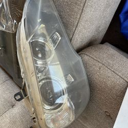 X5 E70 Headlights No Cracks 