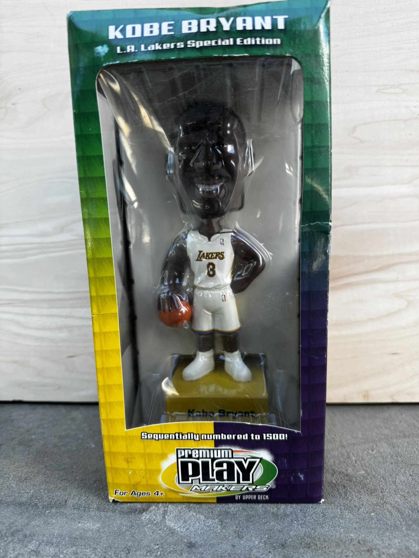 Kobe Bryant SEALED 2003 Bobble Head Upper Deck.