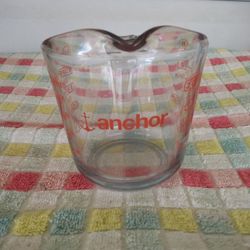 Anchor Hocking 2 Cup (16 Ounce Capacity) Glass Measuring Cup, Clear Glass with Red Lettering