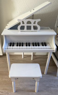 Toddler piano