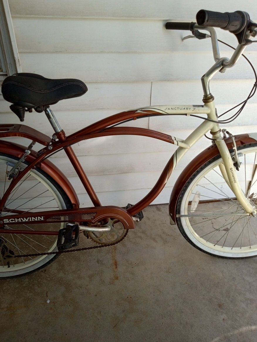 SCHWINN Sanctuary Cruiser Bike (26" Aluminum Wheels)