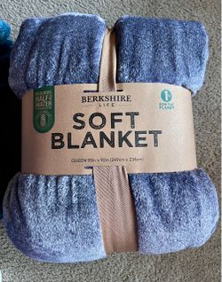 Berkshire Blanket Classic Soft Plush Blanket