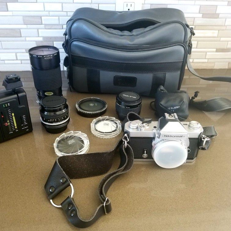 Nikon Nikkormat FT3 plus accessories