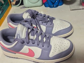 Nike Dunk Low Women's – Size 7.5 – $45