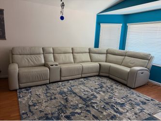 LEATHER  SECTIONAL