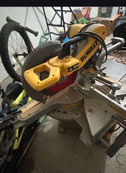 Dewalt double bevel compound saw