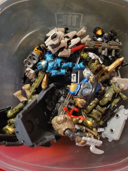 Halo Figs Lot