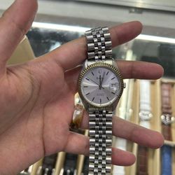 Vtg Bulova DateJust Automatic 25 Jewels Swiss Made