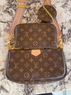 Pochette Monogram Crossbody accessories