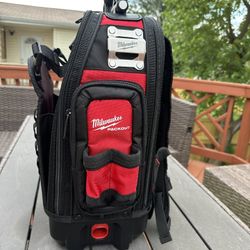 Maulwakee Packout