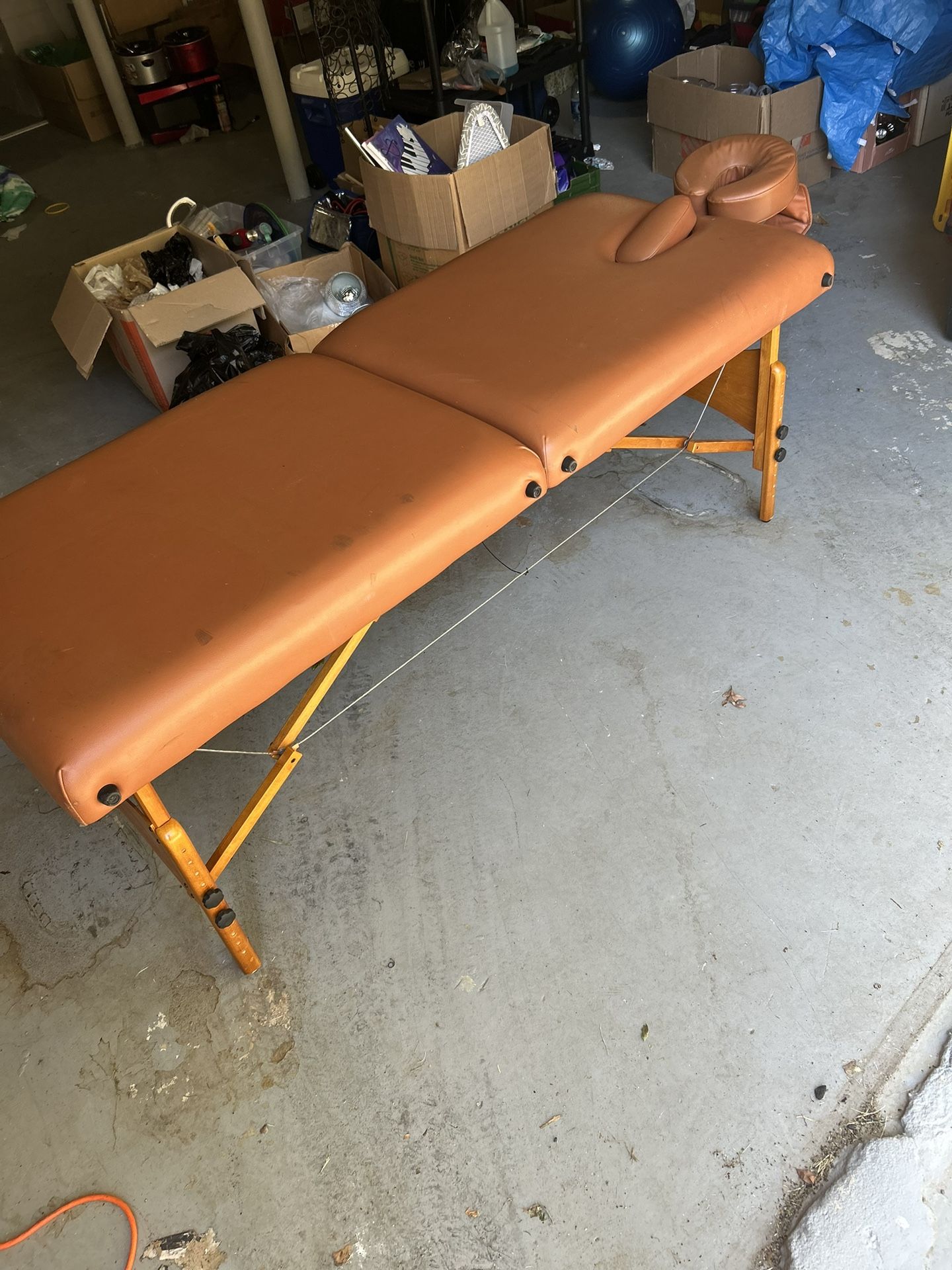 Master Chicago Massage Table