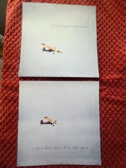 Airplane Picture Decor