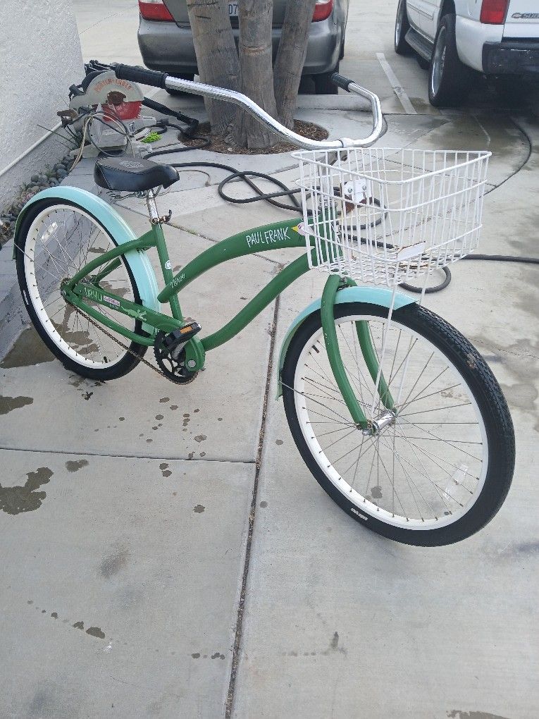 Ladies 26" Paul Frank Beach Cruiser Bike With Basket