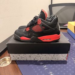 Jordan 4 red thunder 